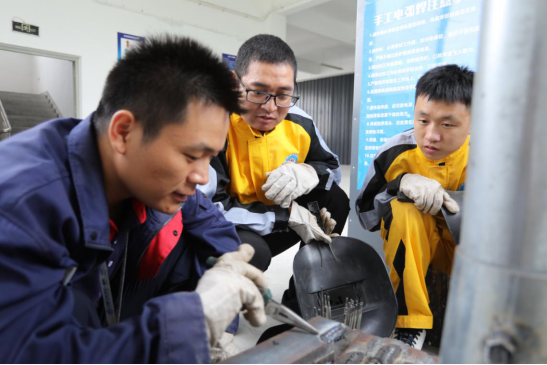 福州万通：学焊接技术，薪资翻倍创业不累