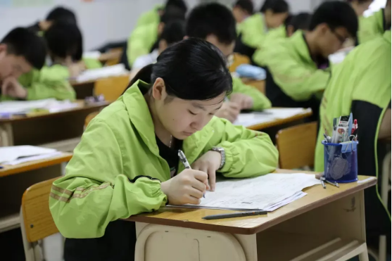 湖南初三学生注意了！2021中考“新政策”出台，升学规划怎么做？