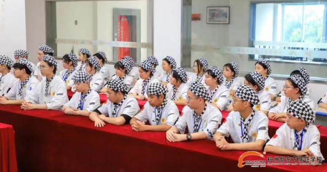 【欢迎你，新同学】杭州新东方秋季开班典礼：相约职教学府，开启新征程!