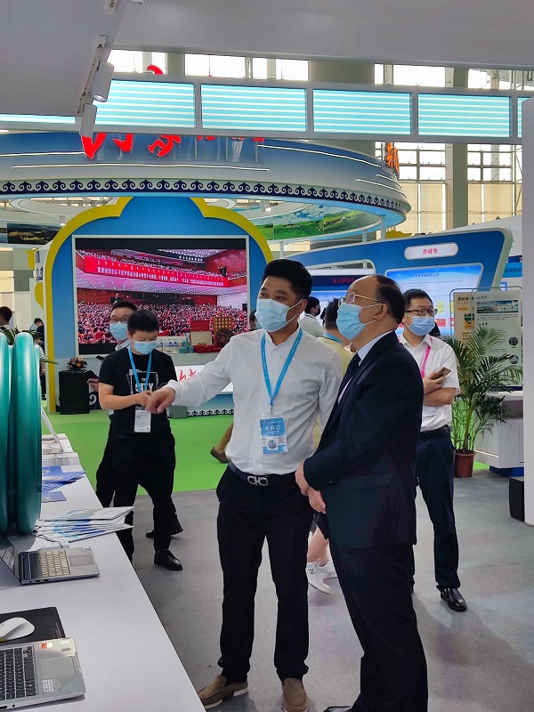 贵州造管道在第十七届中国国际中小企业博览会上向全球发布